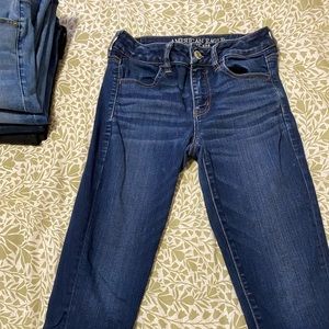 AE 4 short. Medium wash. Jeggings